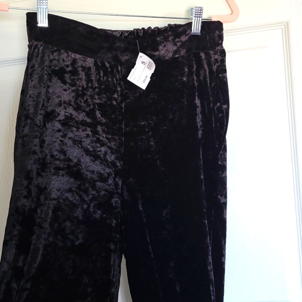 NWT crushed velvet wide leg pants, elastic waist